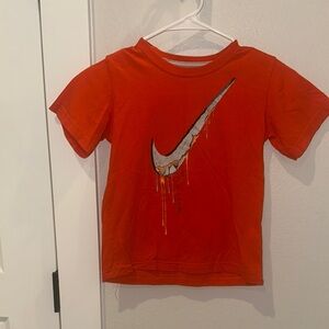 VGUC Boys Nike Logo Orange T-Shirt Graphic Tee Top Size 6